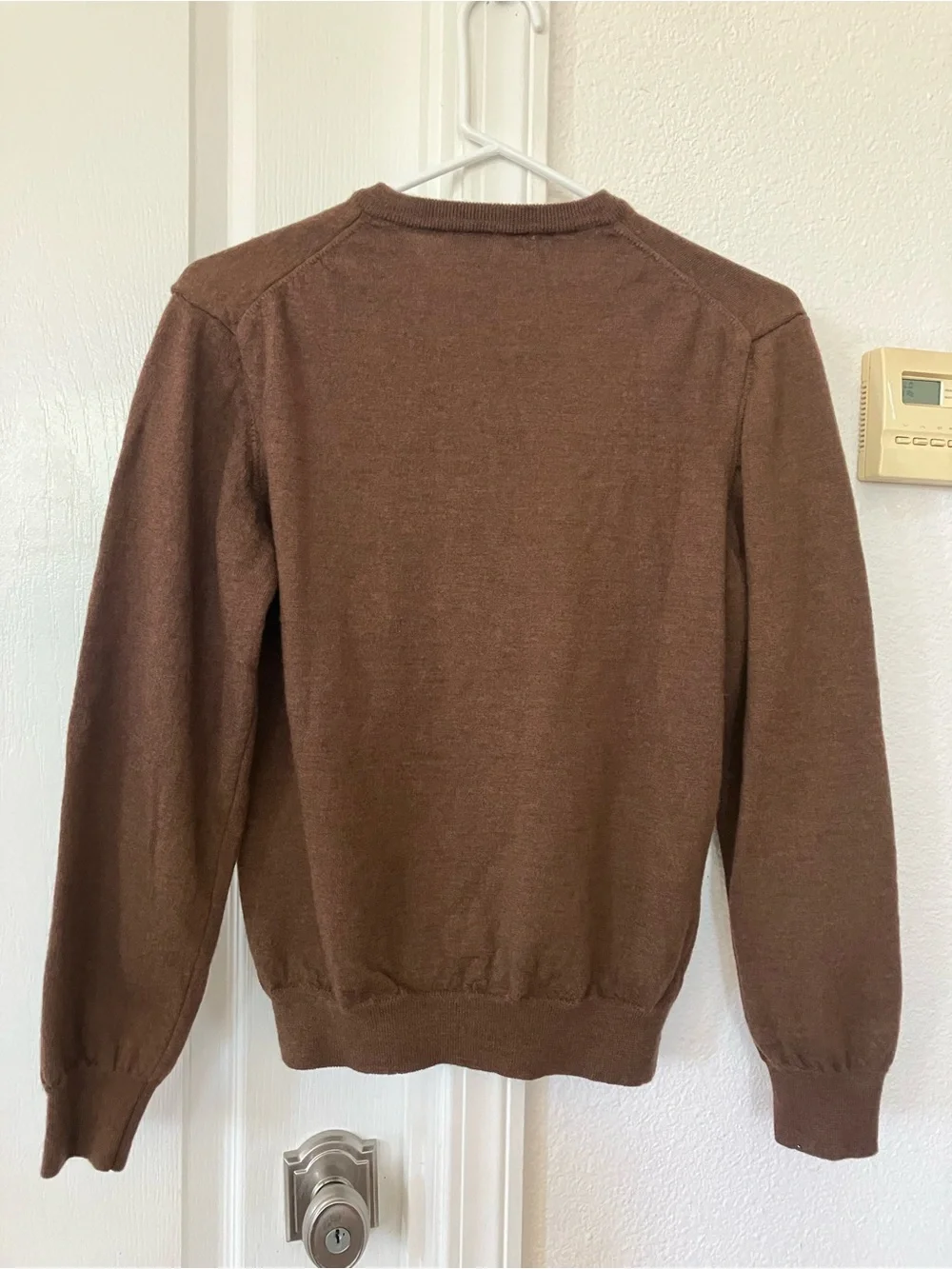 Lorenzo Magni  Men's V-Neck Chocolate Brown V-Neck Sweater Size M 100% Wool